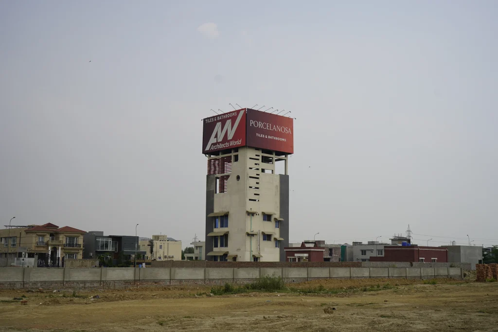 Phase-8 Main Broadway Traffic coming from main Ring Road Phase 5,6,7