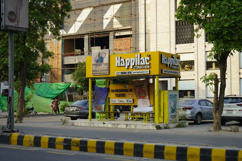 Y-Block Gol Market DHA Phase 3